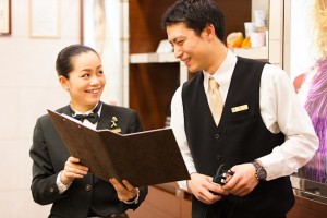 大学生のバイトは高時給なパチンコ屋がオススメ！最適なアルバイト選びで最高のキャンパスライフを